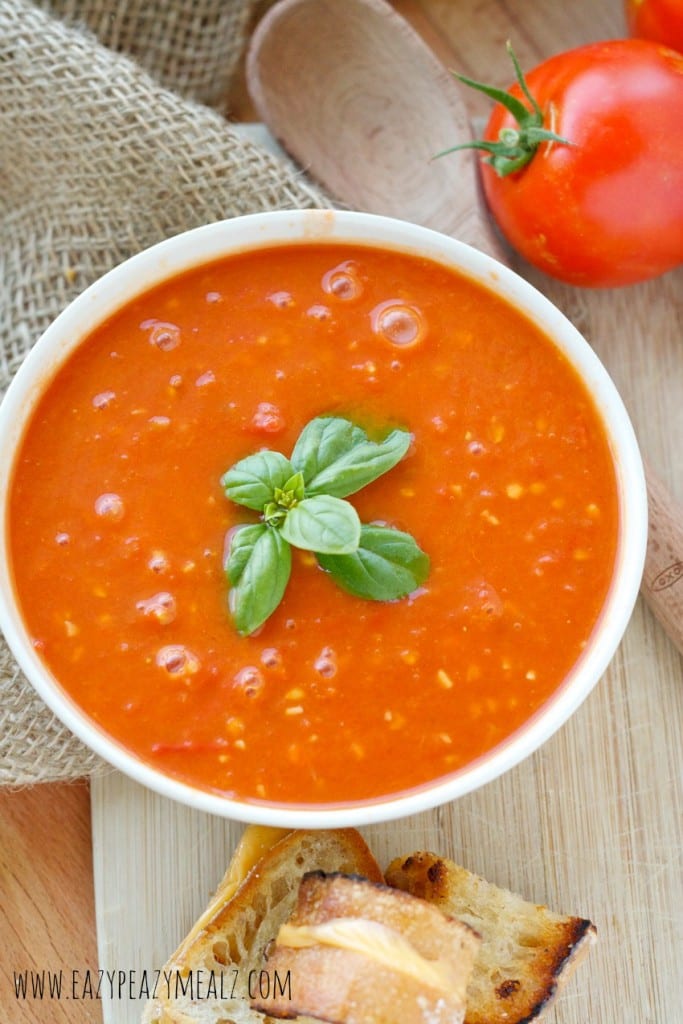 Tomato Basil Soup with Grilled Cheese Croutons - Easy Peasy Meals