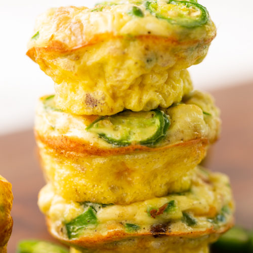 Jalapeno Popper Egg Muffins - Easy Peasy Meals