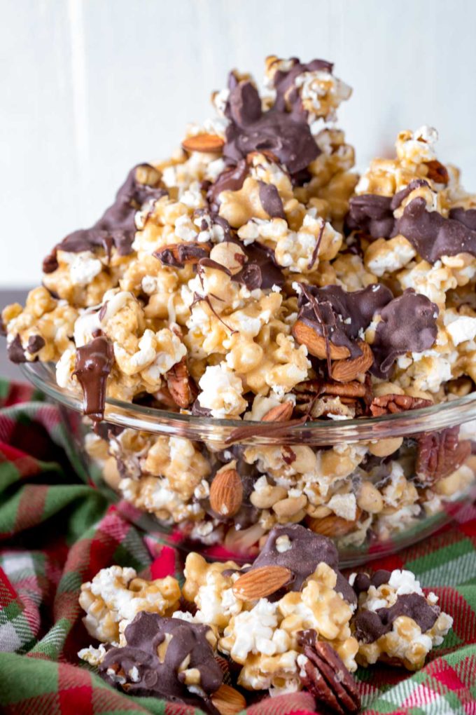Caramel Moose Munch Fancy Popcorn - Easy Peasy Meals