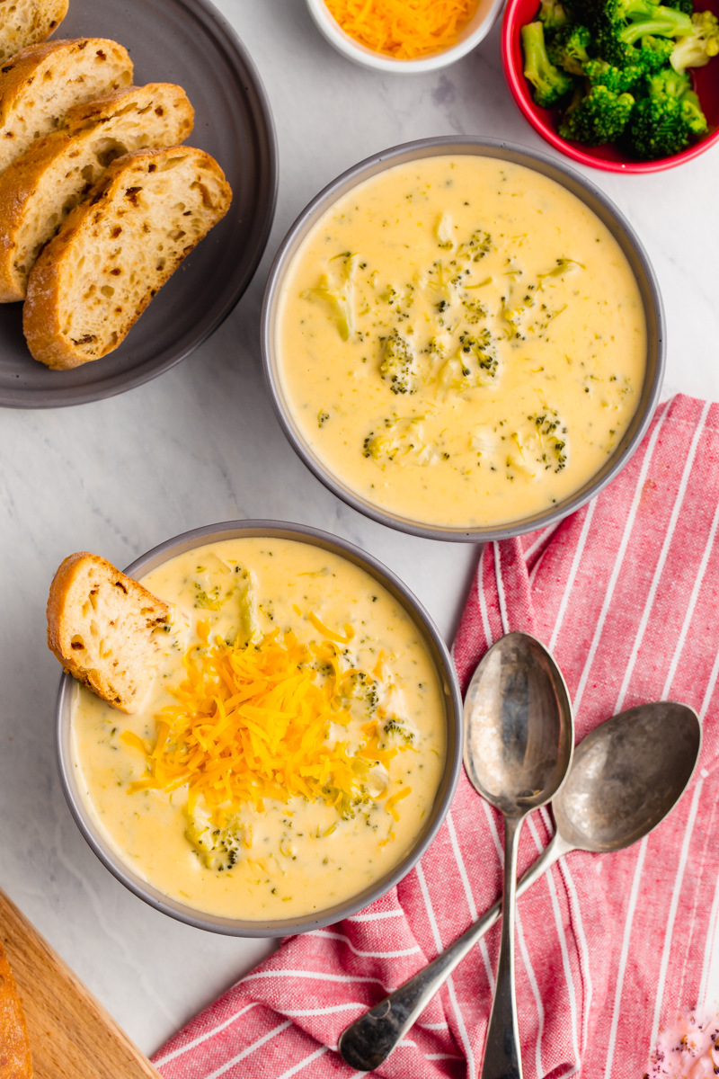 Easy Broccoli Cheese Soup - Easy Peasy Meals