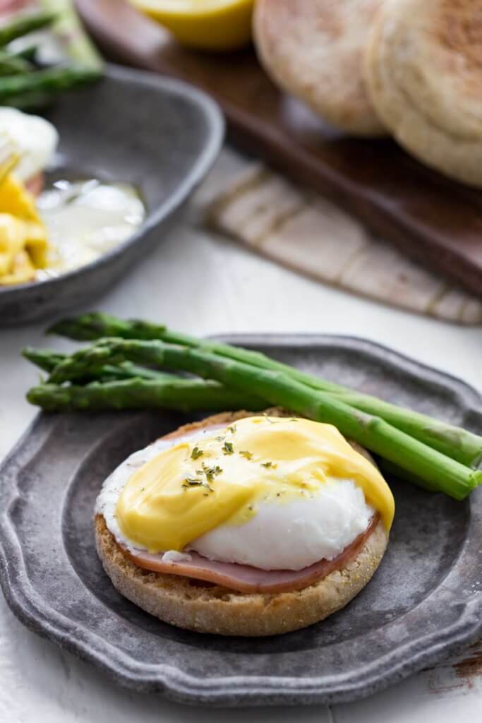 Easy Eggs Benedict Easy Peasy Meals