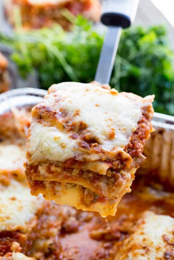 How to Make a Traditional Lasagna Recipe - Easy Peasy Meals