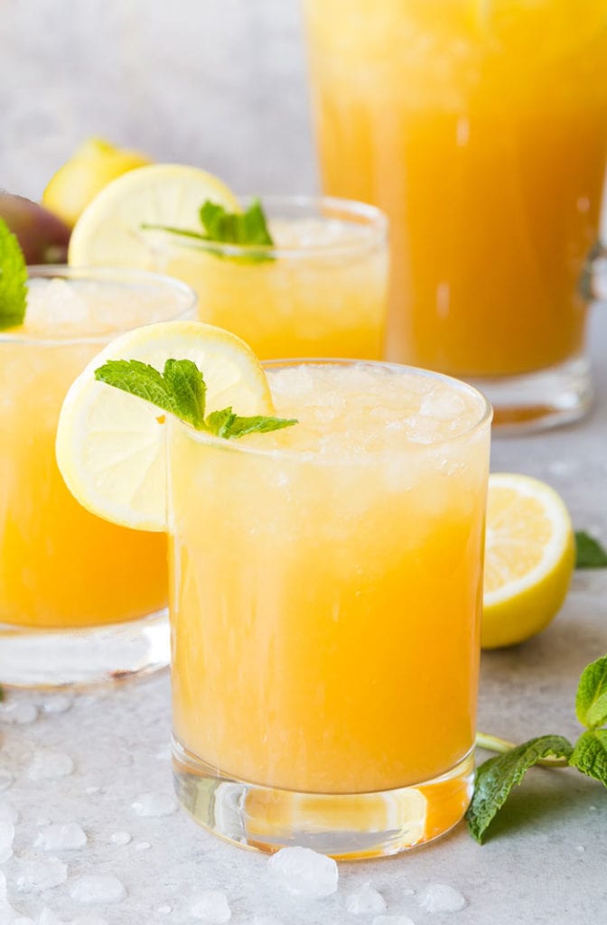 Mango Black Tea Lemonade - Easy Peasy Meals