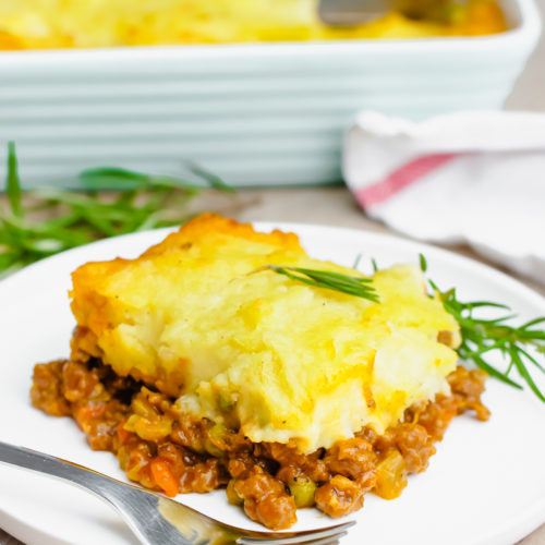 https://www.eazypeazymealz.com/wp-content/uploads/2018/11/shepherds-pie-7-500x500.jpg