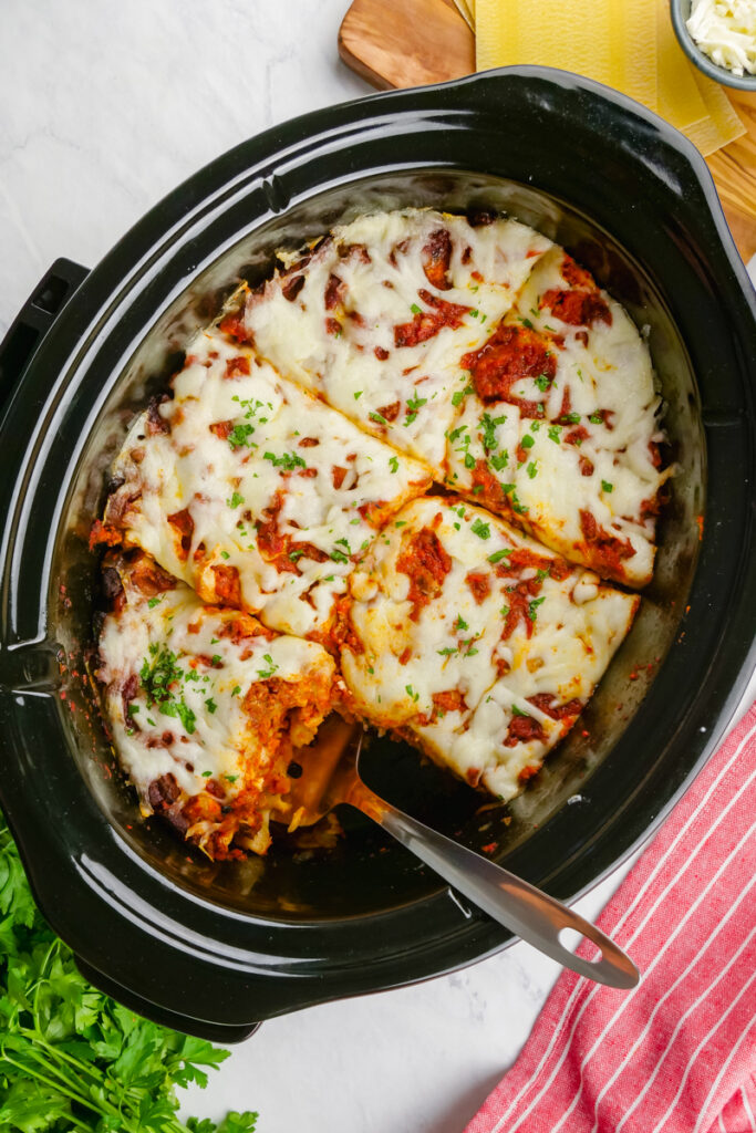 Crockpot Lasagna - Easy Peasy Meals