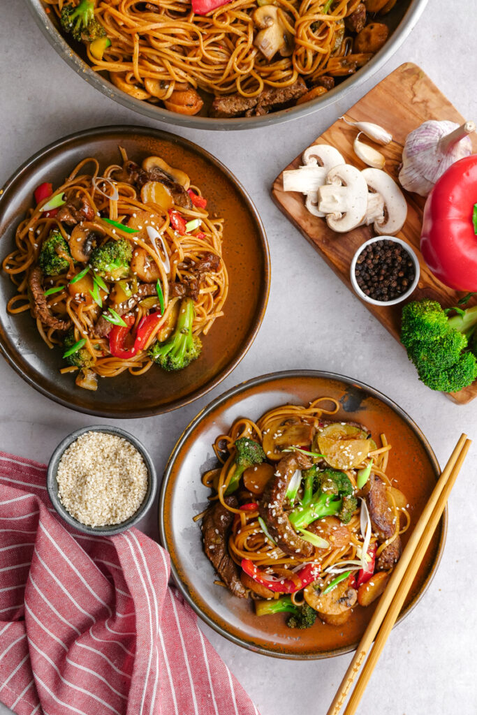 Beef Lo Mein - Easy Peasy Meals