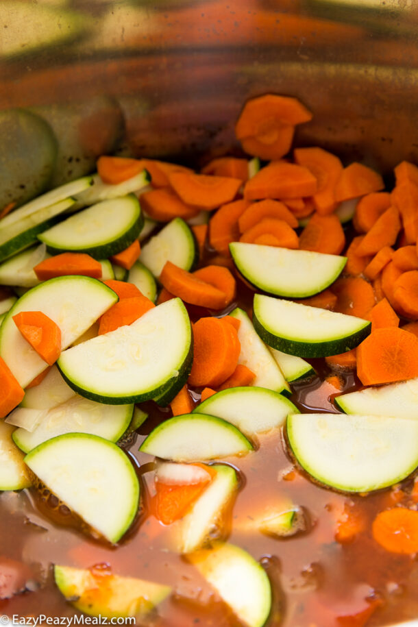 Instant Pot Minestrone Soup - Easy Peasy Meals