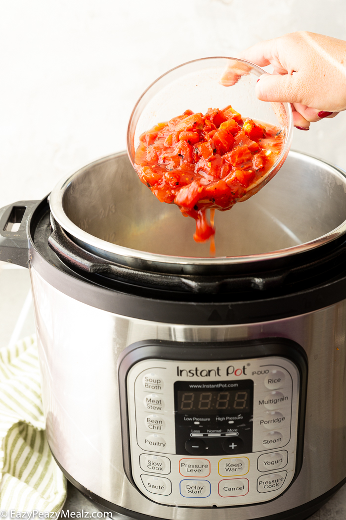Instant Pot Minestrone Soup Recipe - Pressure Cooker Minestrone Soup
