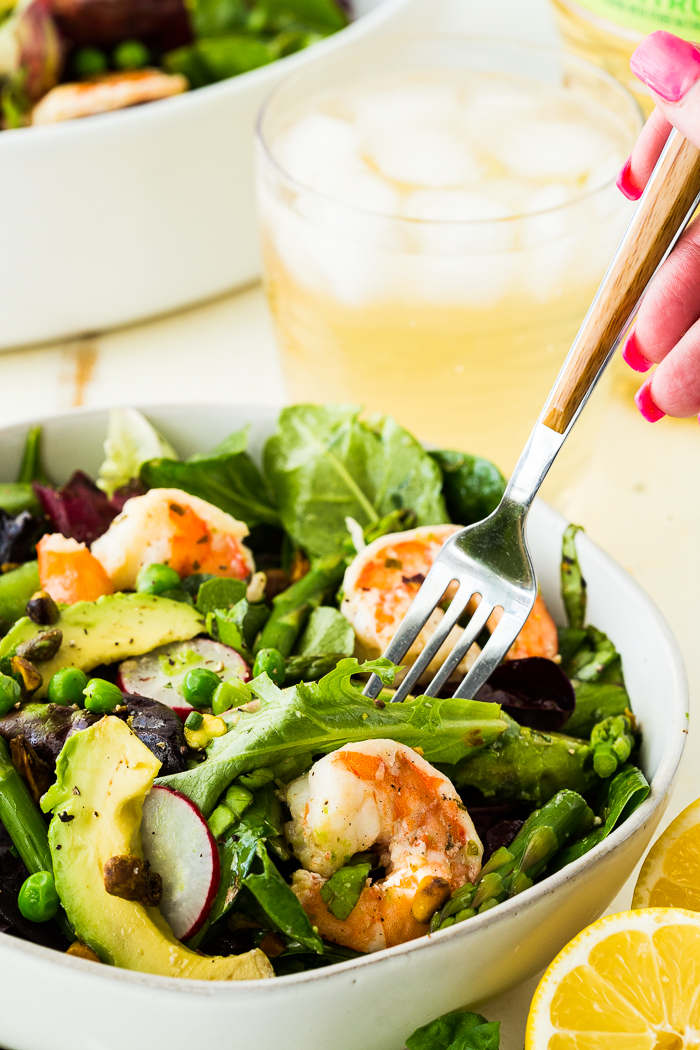 https://www.eazypeazymealz.com/wp-content/uploads/2021/03/Citrus-Shrimp-Spring-Salad-21.jpg