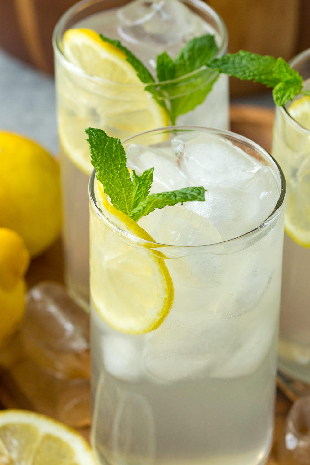 Homemade Lemonade - Easy Peasy Meals