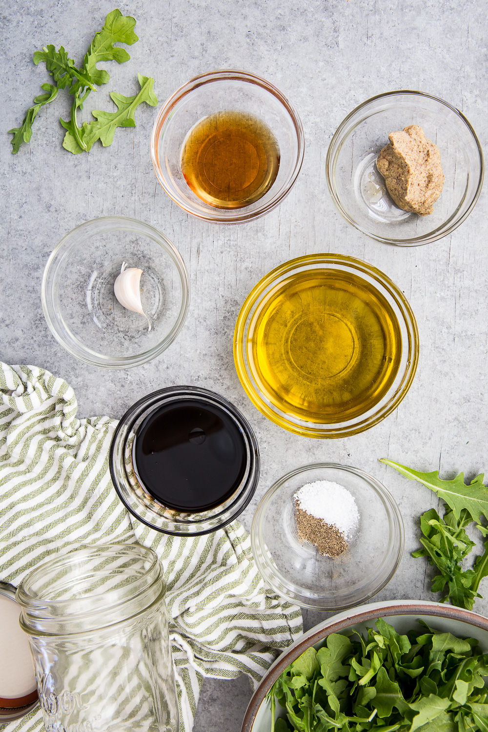 Balsamic Vinaigrette - Easy Peasy Meals