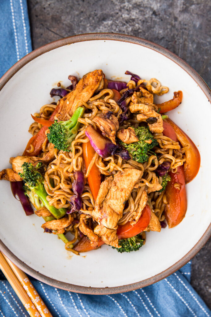 Chicken Ramen Stir Fry - Easy Peasy Meals